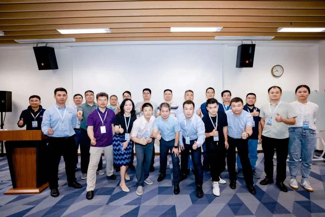 掌动智能深度参与鲲鹏开发者峰会之统信软件专场分论坛